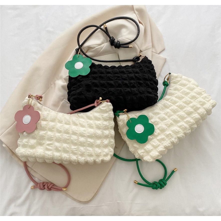 CLOUDY Shoulder bag Tas Selempang Jinjing Bahu Vintage Viral Stylish Cantik Terlaris Bunga Sling bag Lucu Motif Awan Kotak Timbul korea Wanita Remaja Fashion kuliah  Sekolah OOTD Kondangan Import Cute Korean Style Aesthetic Chikoisme