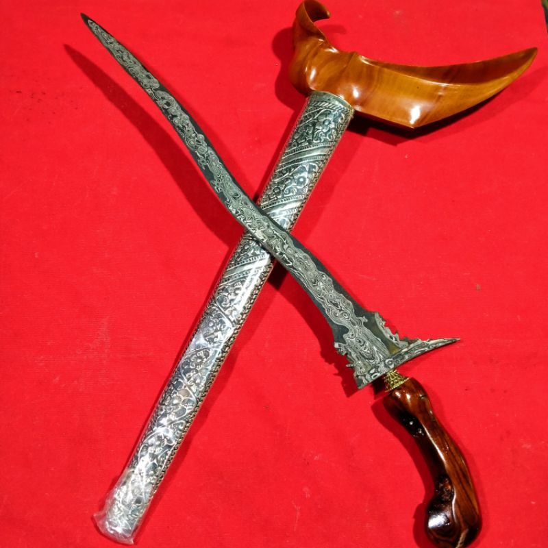 Keris Putut Kembar Jangkung Pamor Udan Emas