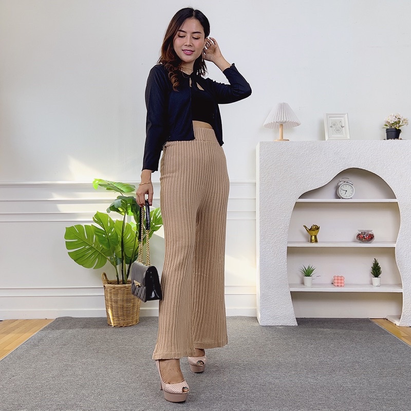 AFI - EC - RJT Masha Kulot Knit Pant