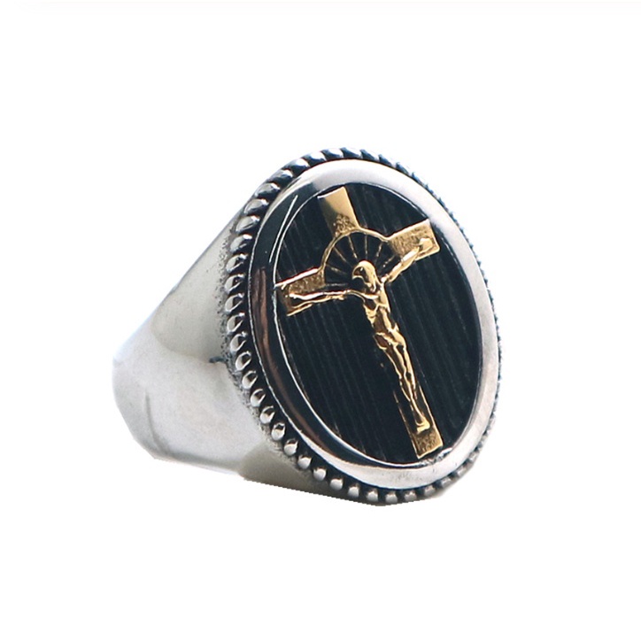 Cincin Lapis Silver Desain Salib Yesus Gaya Vintage Casual Untuk Pria