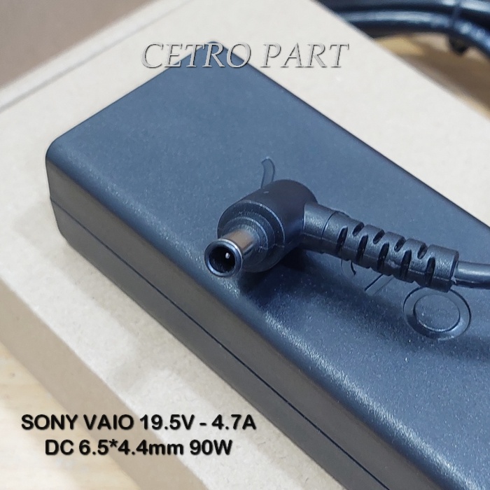 Adaptor Charger Sony VAIO VGN-FW520 VGN-FW520D VGN-FW520T VGN-FW520F BERGARANSI