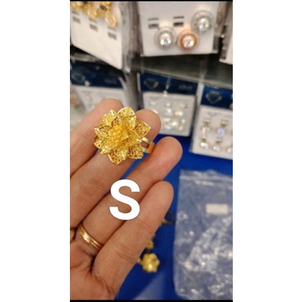 Cincin replika emas kendari sultan ,awet,tahan lama,,bisa disepuhya