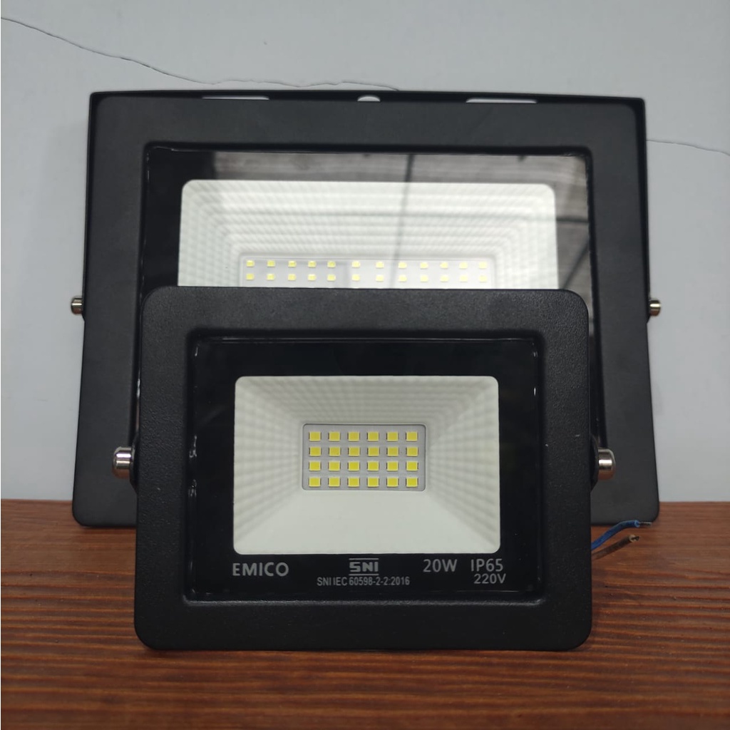 Flood Light Lampu Sorot 20w Outdoor SNI Halogen LED Putih Kolam Taman