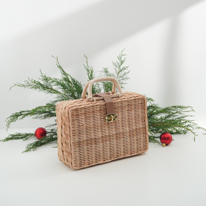 

(COD) Holly box - Box Rotan Packaging Hampers Natal