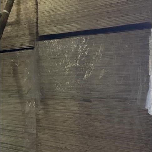 TRIPLEK 9 MM COR MERANTI MC PLYWOOD