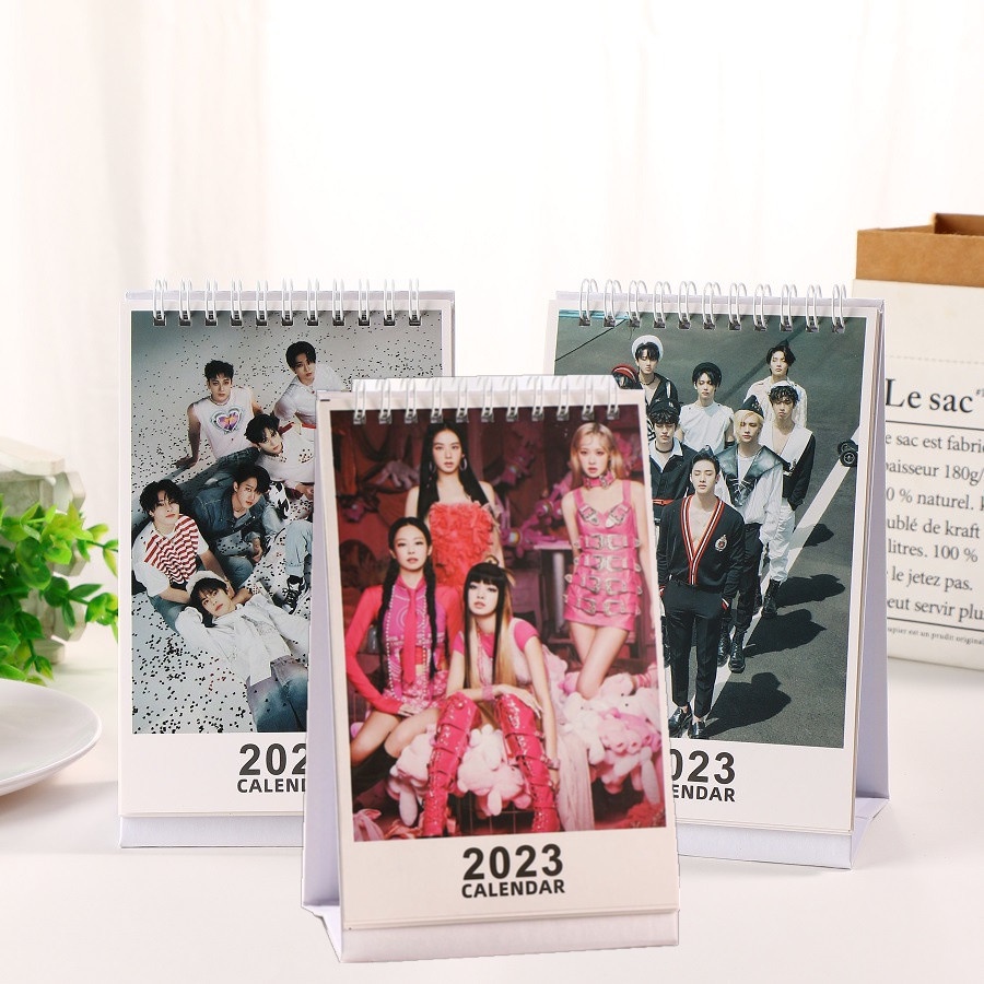 Kalender Meja 2023 Mini Motif Kpop  Untuk Dekorasi Kantor