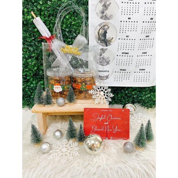 

Hampers Christmas Cookies kue kering kalender canvas calendar custom aesthetic