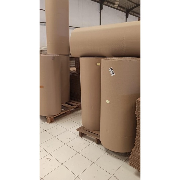 

Karton Lembaran Polos Single Face 1 ROLL Uk. Lebar 60 cm x 35 Meter