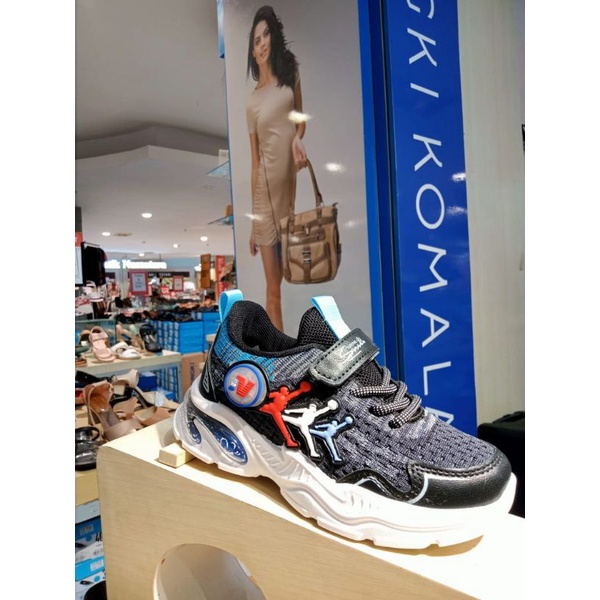 Yongki Komaladi Kids, Koleksi sepatu anak Laki-laki & Perempuan, keren dipakai kemana-mana, Ramayana