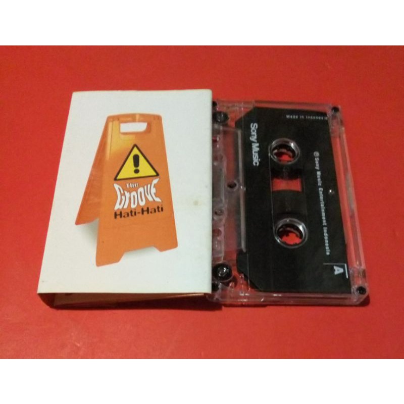 kaset pita The GROOVE / Hati Hati