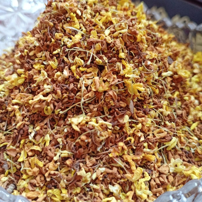 

TEH BUNGA OSMANTHUS/OSMANTHUS TEA FLOWER.