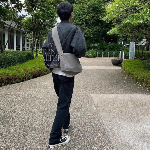 LONDON BAG / Tas Selempang Canvas / Canvas Sling Bag - Army