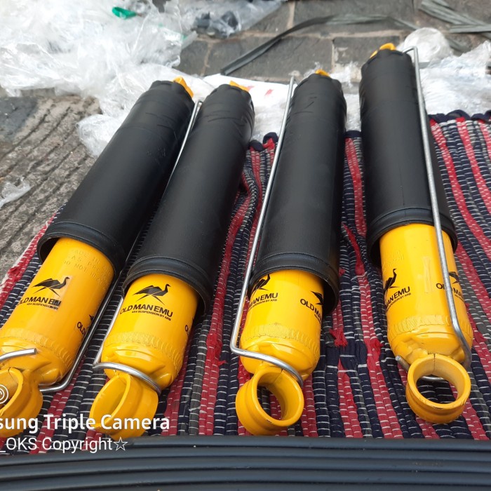 shockbreaker ome shock breaker old man emu fj40 hartop