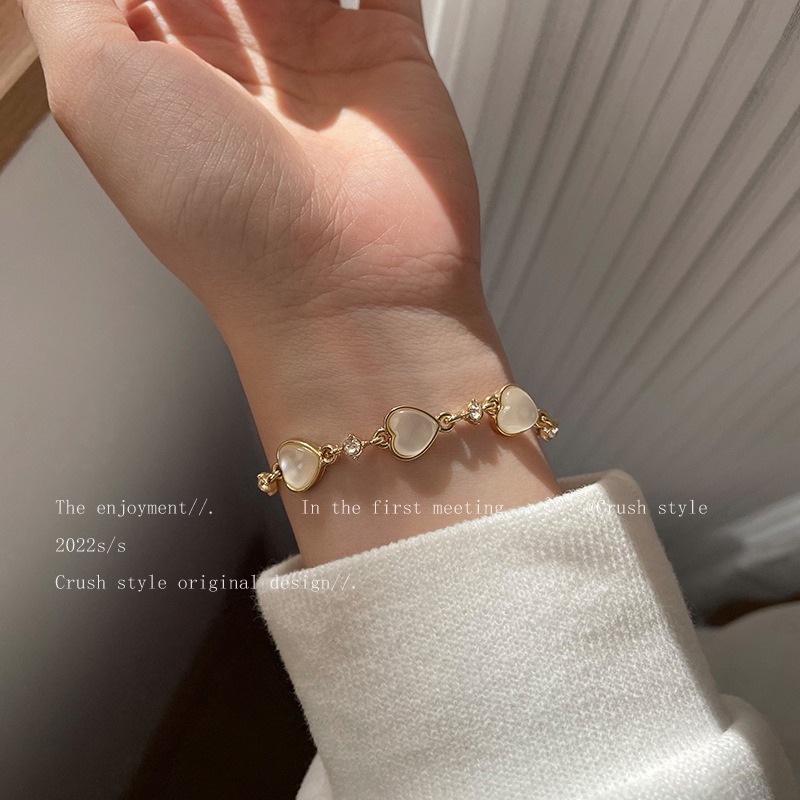 Gelang Kristal Bentuk Hati Warna Emas Untuk Wanita