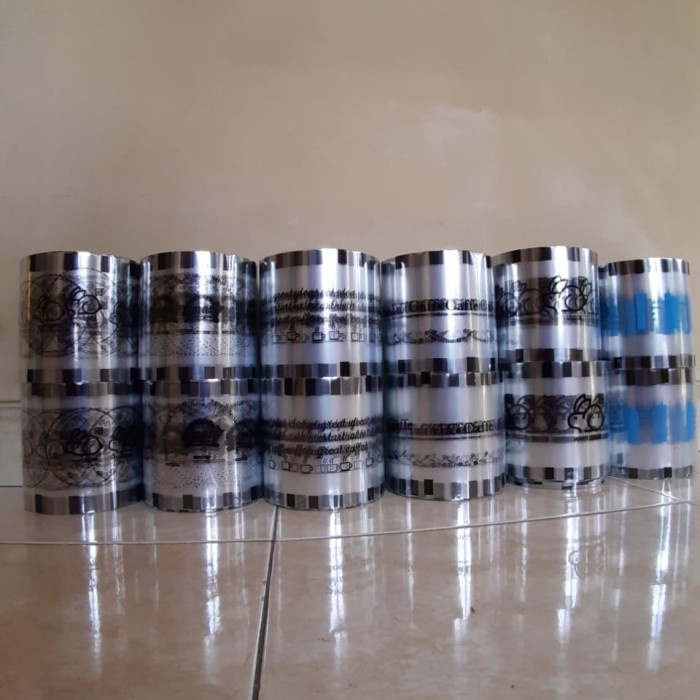 

Tokopratiwiw - Lid Sealer Cup Cetak Logo Isi 1.200 Cup (Minimal 10 Roll)