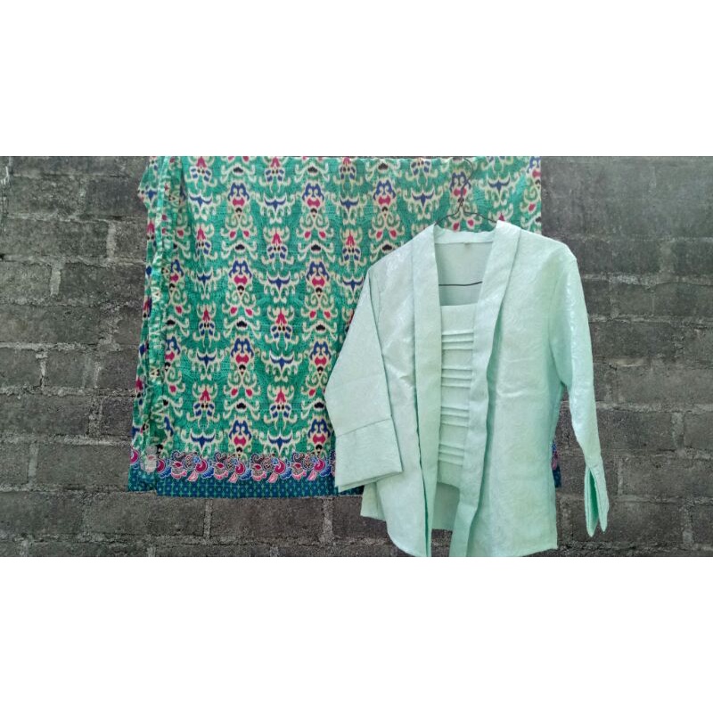 PRE LOVED SETELAN KEBAYA MURAH KEBAYA MODERN KAIN LILIT KAIN BATIK KEBAYA LAMARAN NIKAHAN TUNANGAN P