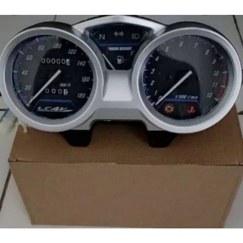 kilometer vixion old