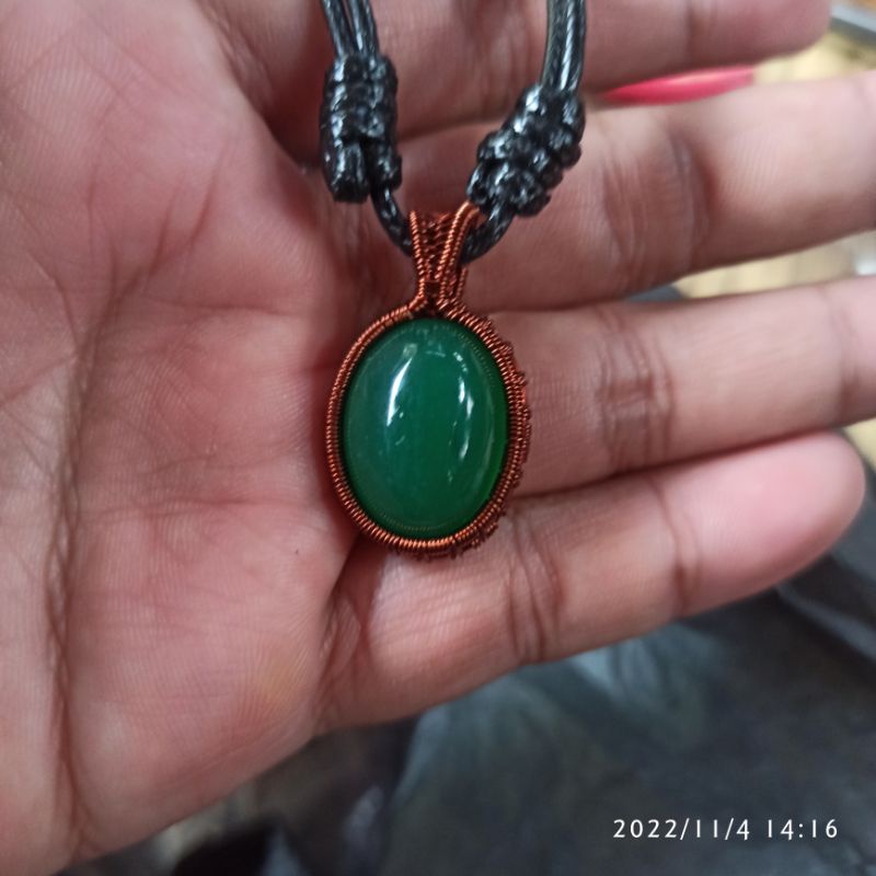 Kalung liontin etnik green topaz (N)