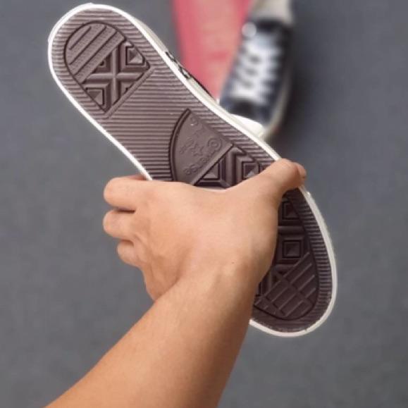 ←✻ SEPATU CONVERSE 70S X OFF WHITE LOW SOL GLOSSY TRIPLE FULL BLACK GRADE ORIGINAL Harga Termurah