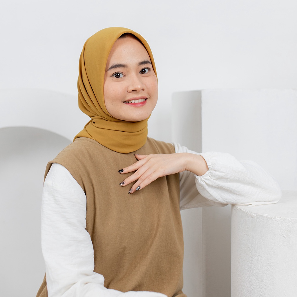 Khalea Instant - Hijab segiempat Asimetris , Simetris by yeppushop