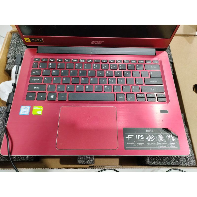 Ready lagi bosku. Laptop gaming body slimAcer swift 3 sf314-54G core i5 gen 8Ram 8gb  vga nvida mx 1