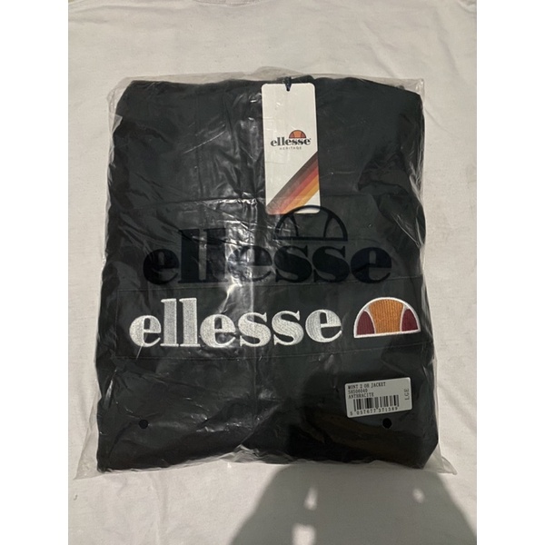 ellesse mont 2