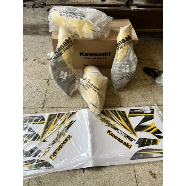 body set ninja ss kuning