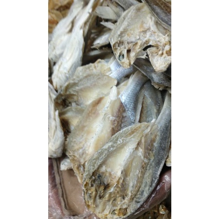 

ikan asin kepala.batu belah SUPER..250g