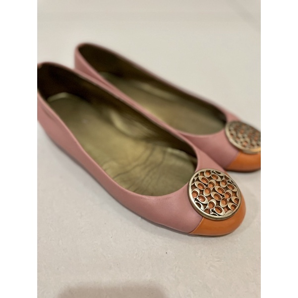 Preloved item - Coach flat shoes