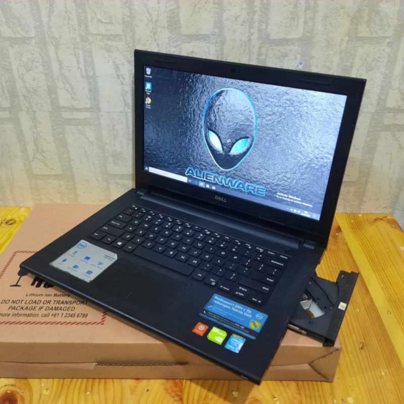 LAPTOP DELL INSPIRON 3458 Cor i3-5005U Ram 4GB/HDD 500GB NVDIA GEFORCE 920M Layar 14inch Windiws 10 ok