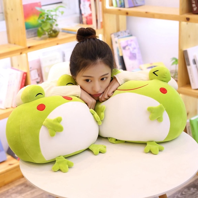 Bantal Boneka Lucu karakter Katak Kodok Frog Plush Bahan Halus Lembut Empuk