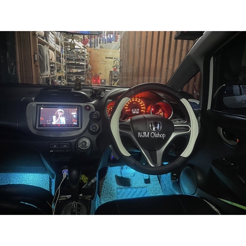 Sarung stir mobil - cover stir mobil asli MBTech mix Karbon - Universal - Dominan Hitam