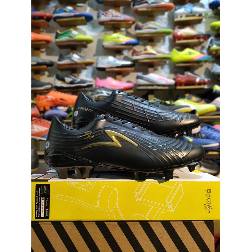 SEPATU BOLA SPECS INFINITY