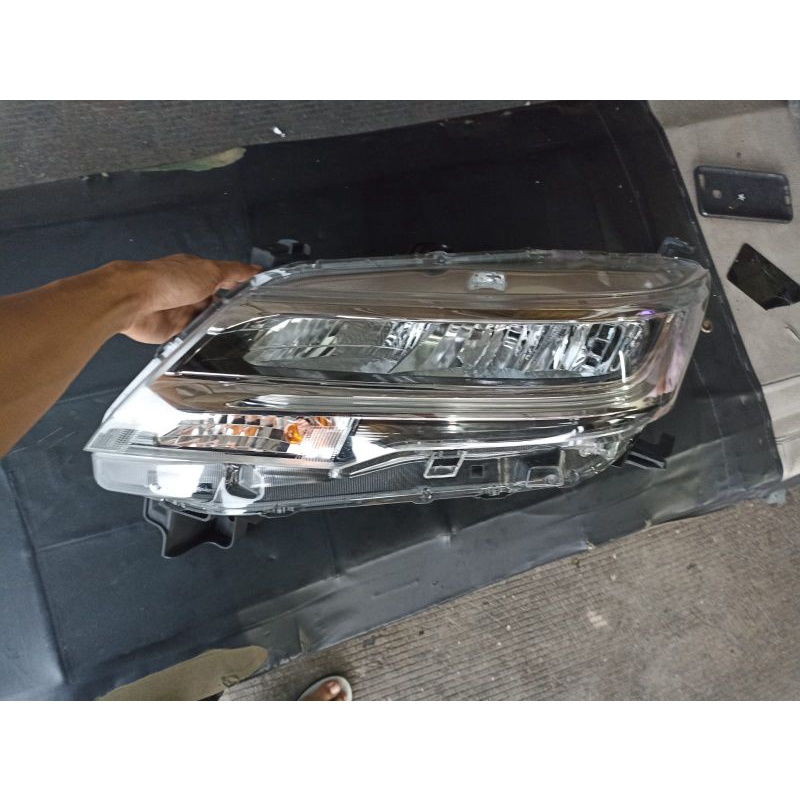 Headlamp Daihatsu Terios 2018-2019-2020-2021-2022