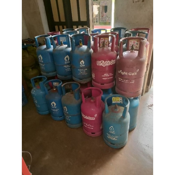 Tabung Gas Kosong 12 kg Tanpa isi Warna Biru dan Pink