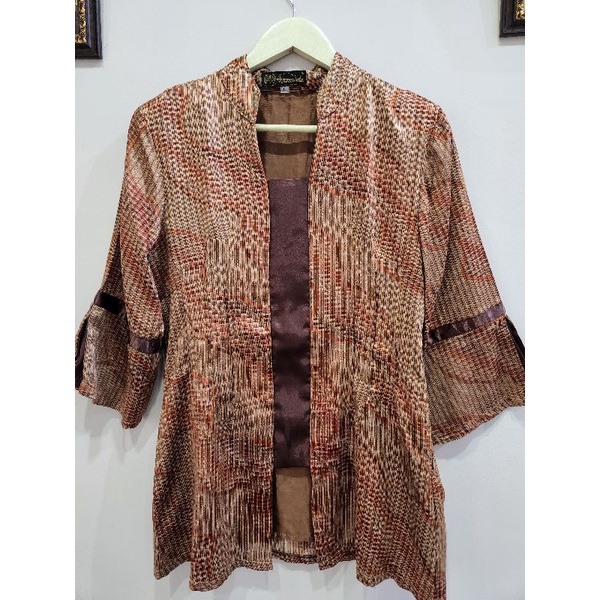 Baju Batik Merk Arjuna Weda  (Preloved)