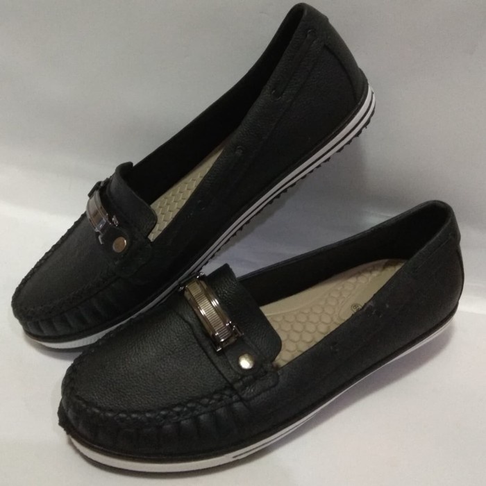 Sepatu Karet Wanita Full Black ATT Flat Shoes