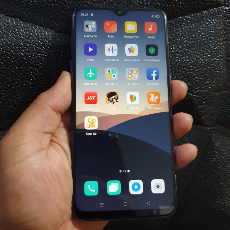 Oppo F9 4/64GB termurah