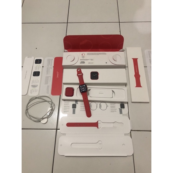Apple watch series 6 40mm red second 7 4 2 5 3