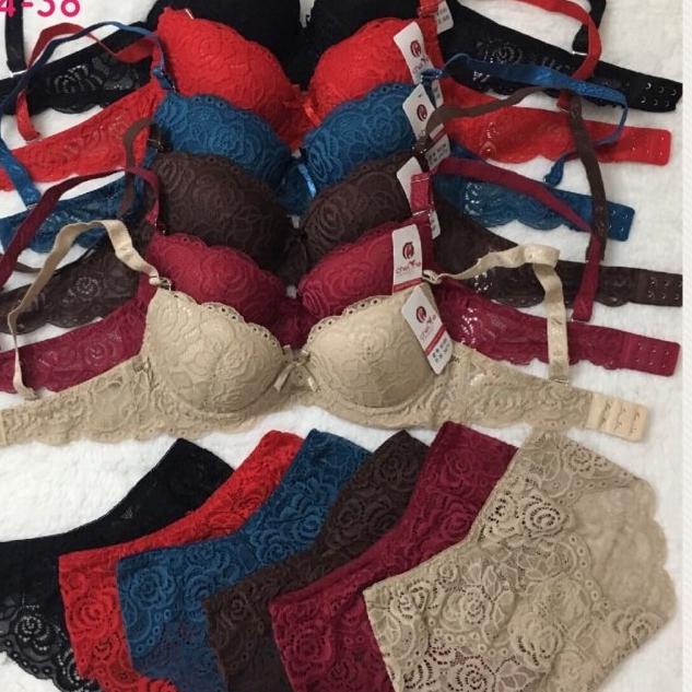 set bra dan celana dalam brukat