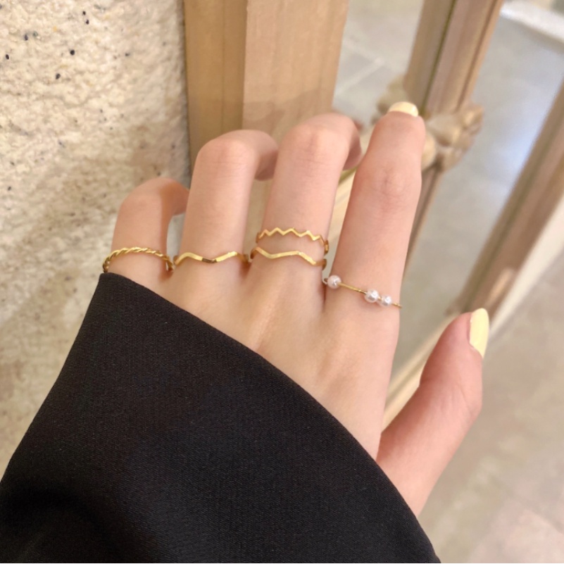 Papaozhu 5 Pcs Trendi Emas Bergelombang Mutiara Manik-Manik Susun Cincin Set Untuk Wanita Perempuan Korea Fashion Super Tipis Kunckle Rings Perhiasan