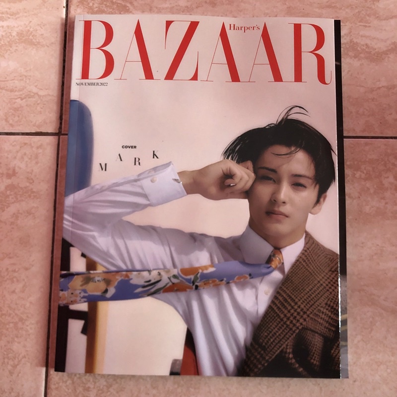 [READY STOCK]HARPER`S BAZAAR 2022.1 (MARK) TYPE B