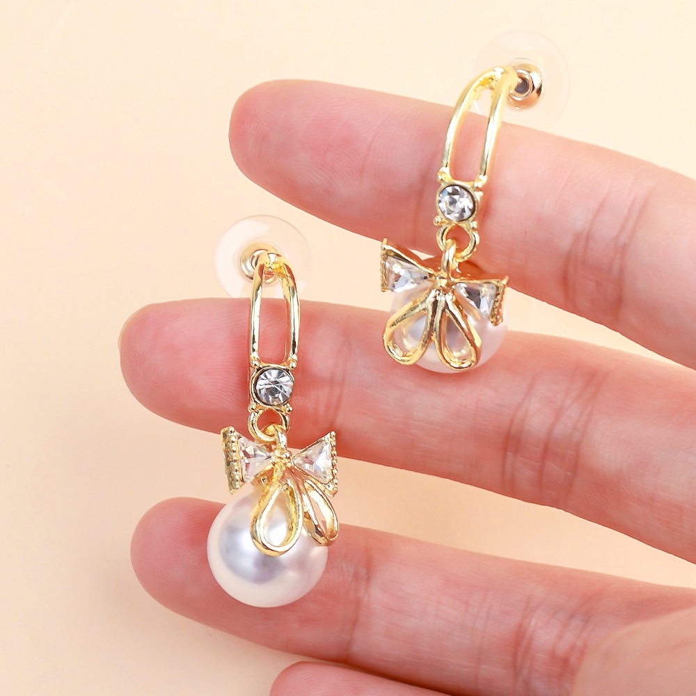 Anting Giwang Elegan Gaya Korea Dengan Mutiara + Kristal + Zircon Untuk Wanita Butterfly