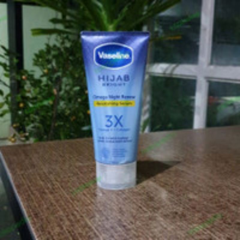 vaseline hijab bright omega night renew 180ml