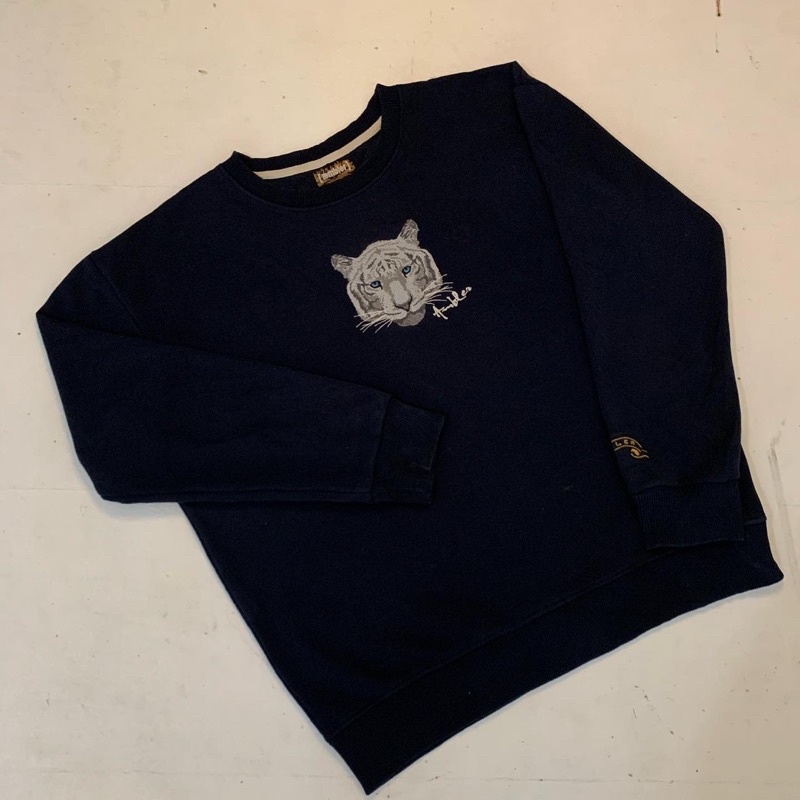 Crewneck Ambler
