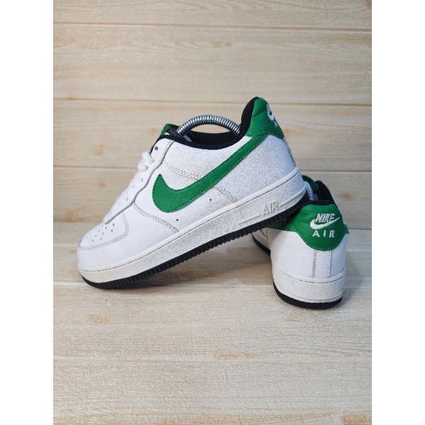 

Nike Air Force Second