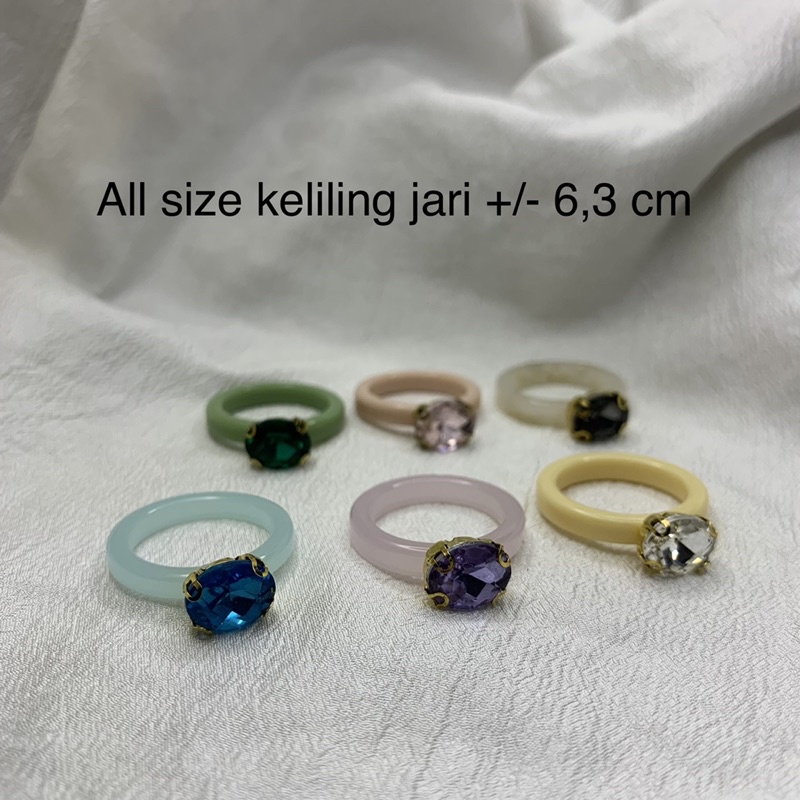 Cincin resin / cincin plastik / cincin gaya / cincin polos / cincin simple / cincin warna / cincin aesthetic / ring / cincin polos