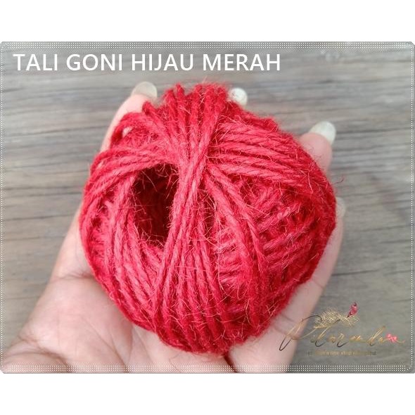 

TALI-23 : Tali Goni Warna 3ply Seri Natal (per rol +- 30 yard)