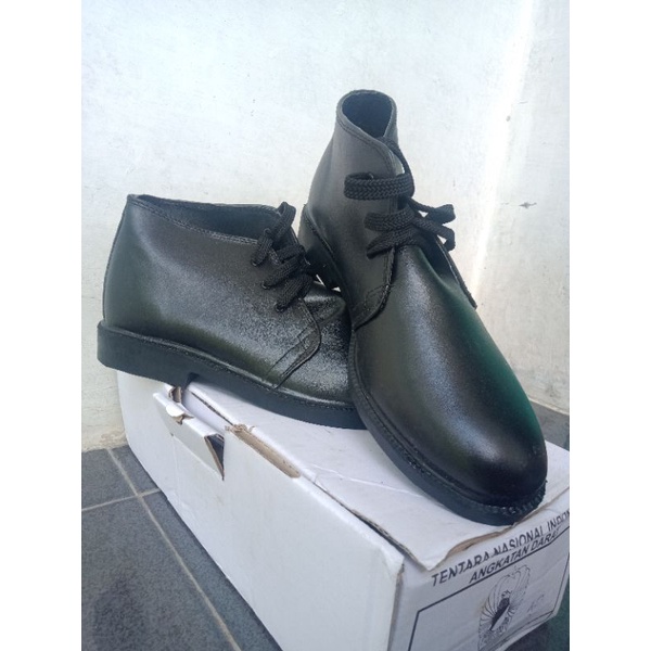 sepatu pdh security