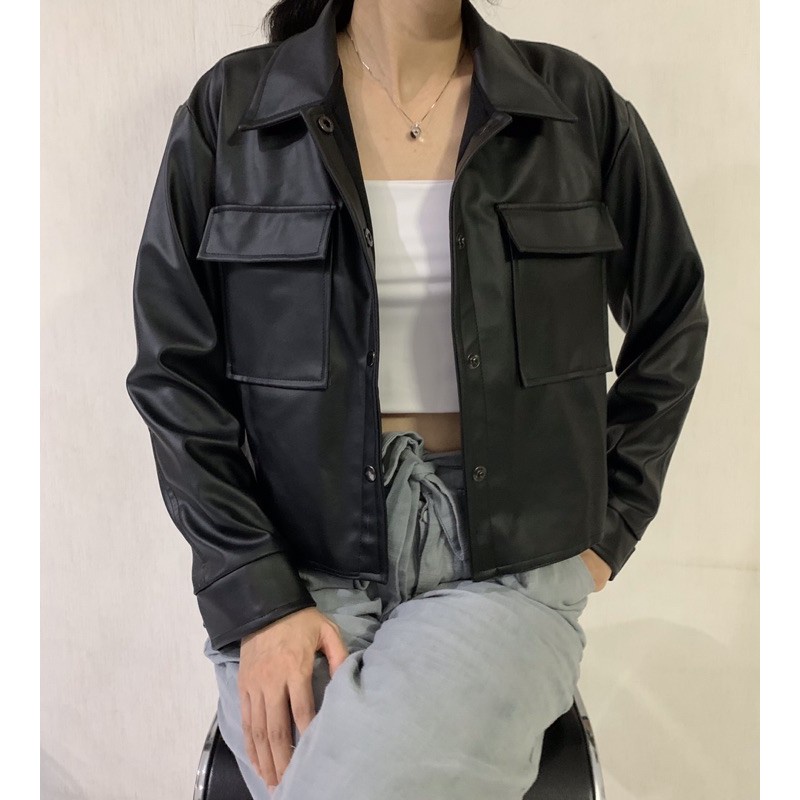 Jaket kulit wanita crop v style korea semi kulit sintetis cute korean